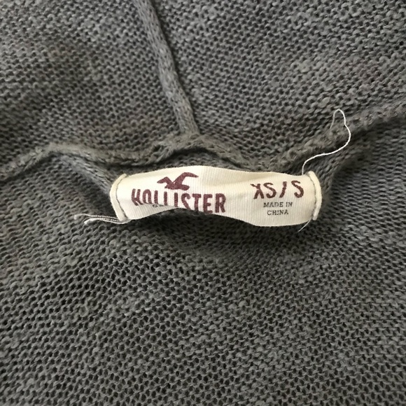 Hollister Tribal Pattern Sweater ~ size XS - Picture 3 of 4